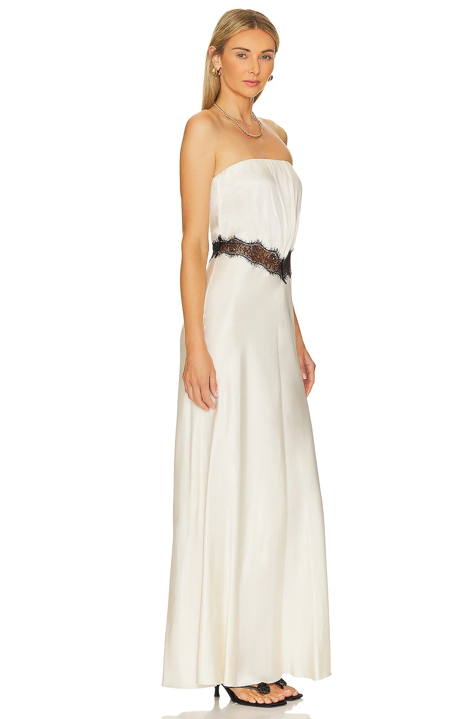 BEC + BRIDGE ROBE MAXI SANS MANCHES EN DENTELLE SPENCER Ivory & Black 4 BEC + BRIDGE ROBE MAXI SANS MANCHES EN DENTELLE SPENCER Ivory & Black – Image 2