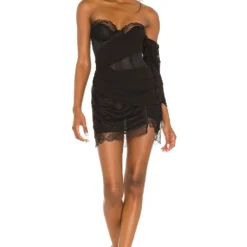 ROBE COURTE Black 9 ROBE COURTE Black -Pas Cher Tendricia Magasin FORL WD893 V4