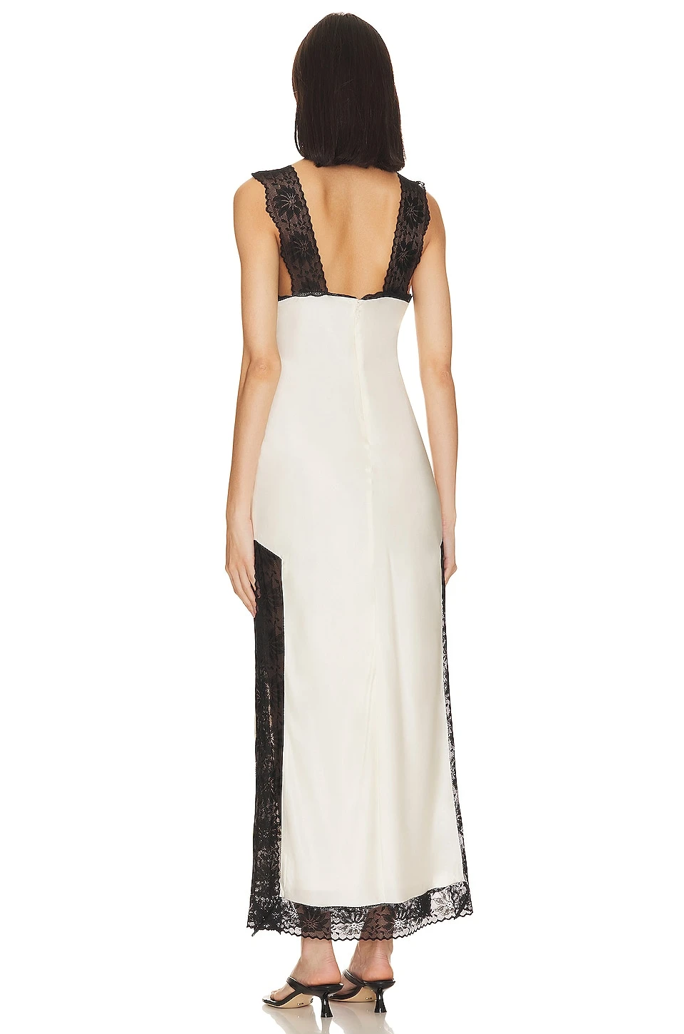 ROBE MAYBELLE Ivory & Black 5 ROBE MAYBELLE Ivory & Black – Image 3