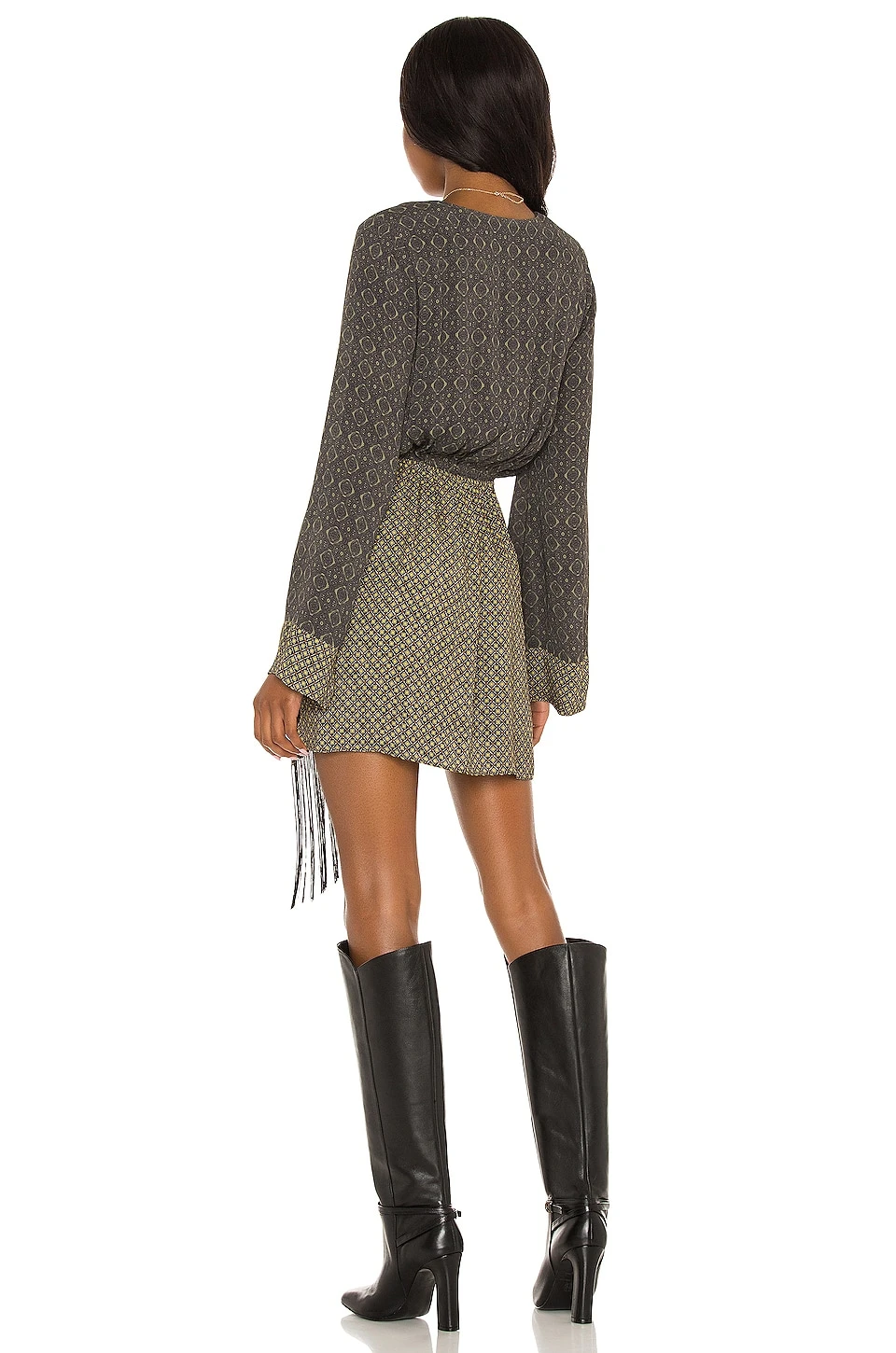 ROBE COURTE GIOVANNA Geo Multi 5 ROBE COURTE GIOVANNA Geo Multi – Image 3