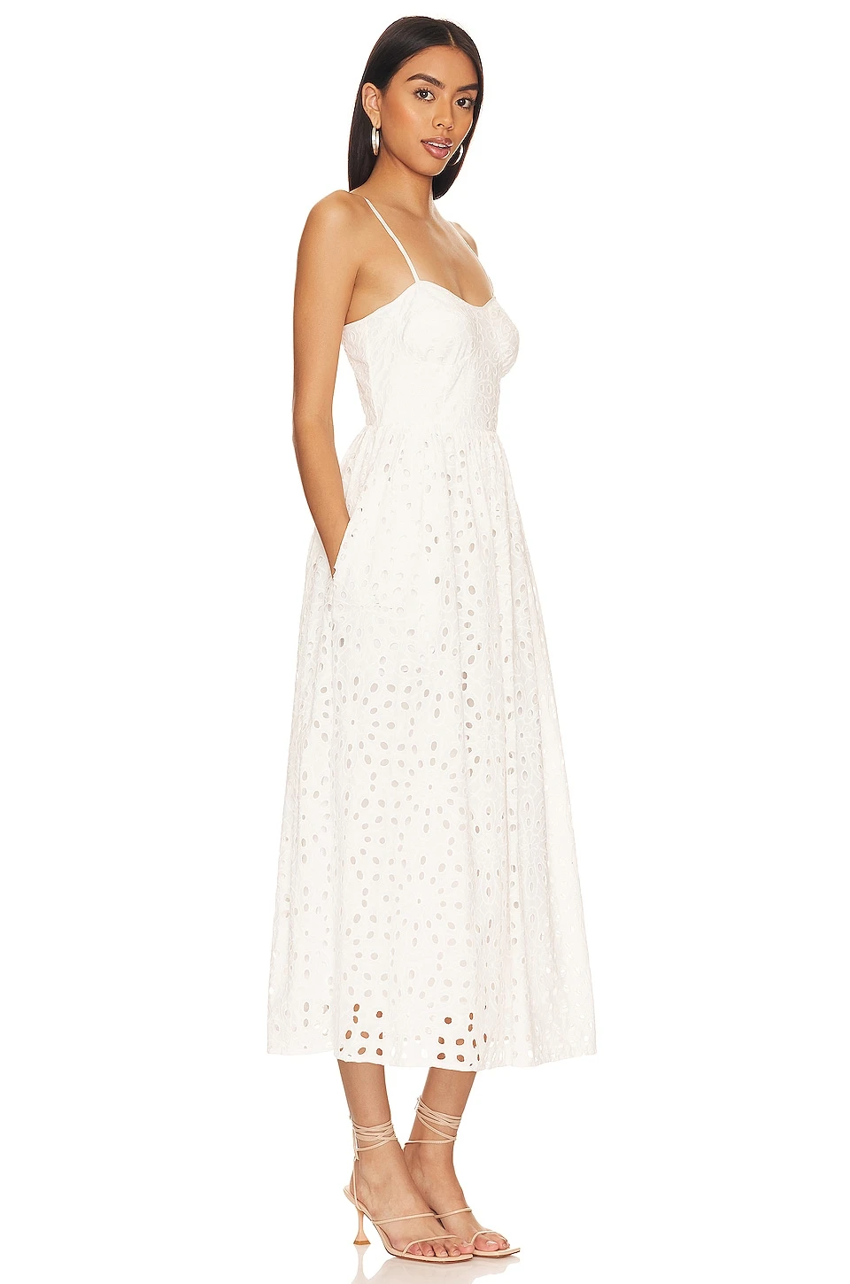 ROBE KAUR White 4 ROBE KAUR White – Image 2