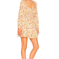 ROBE CASSIDY What In Carnation -Pas Cher Tendricia Magasin LSPA WD193 V2