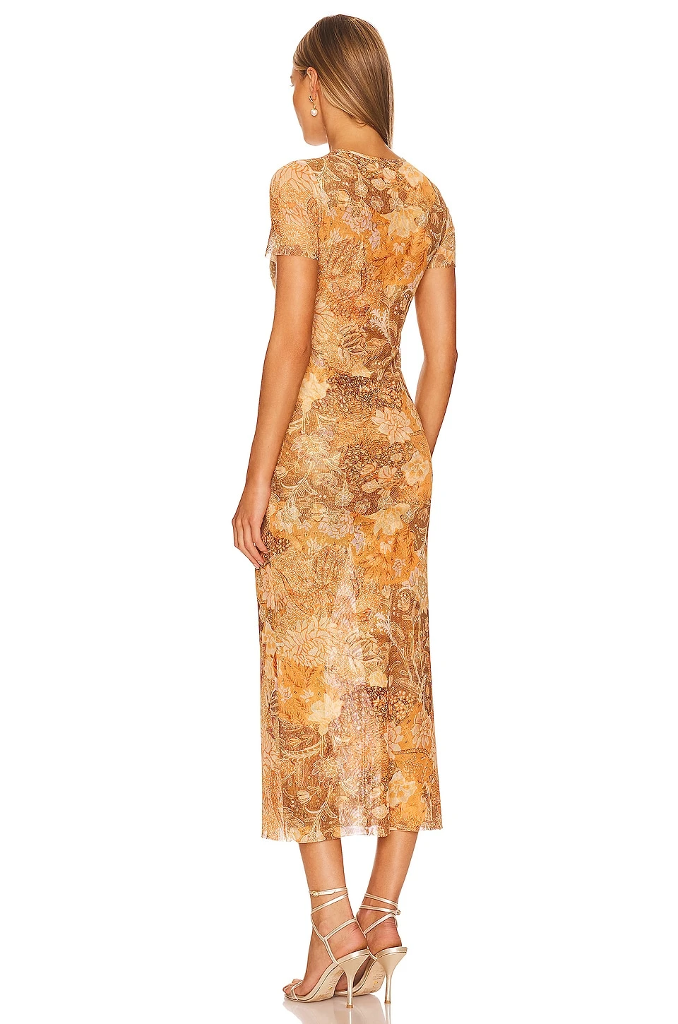 ROBE VANESSA Golden Batic 5 ROBE VANESSA Golden Batic – Image 3